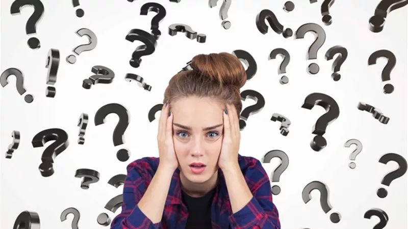 لماذا تتحول مخاوفنا الصغيرة إلى قلق شديد؟.. الخبراء يوضحون 