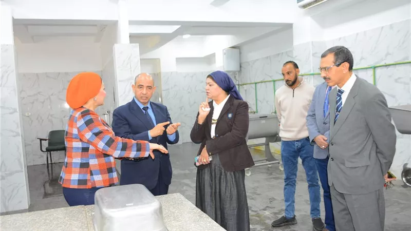 تفاصيل  وحدة تصنيع منتجات اللحوم المجمدة بمستشفى الطب باسيوط 