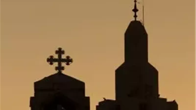 رحلة مشتركة.. المسلمون والأقباط يبدآن رمضان والصوم الكبير معا