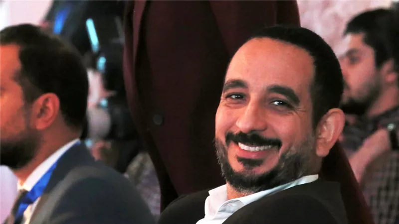 طارق الجنايني عن أزمة هند صبري: «مثال يحتذى به في الثقافة والهدوء»