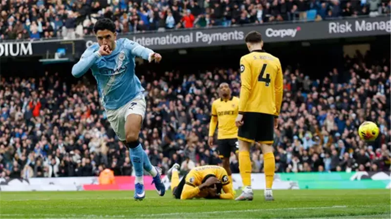 مرموش يقود الهجوم.. تشكيل مانشستر سيتي ضد ليفربول في الدوري الإنجليزي 