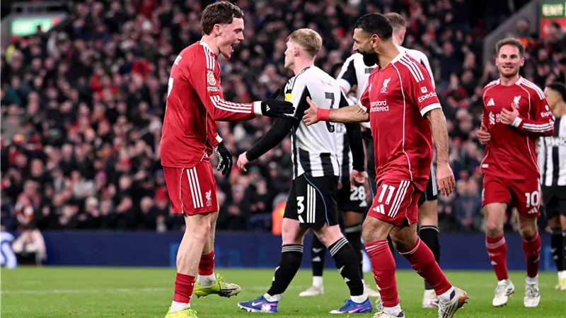 صلاح يقود الهجوم.. تشكيل ليفربول أمام مانشستر سيتي في الدوري الإنجليزي 
