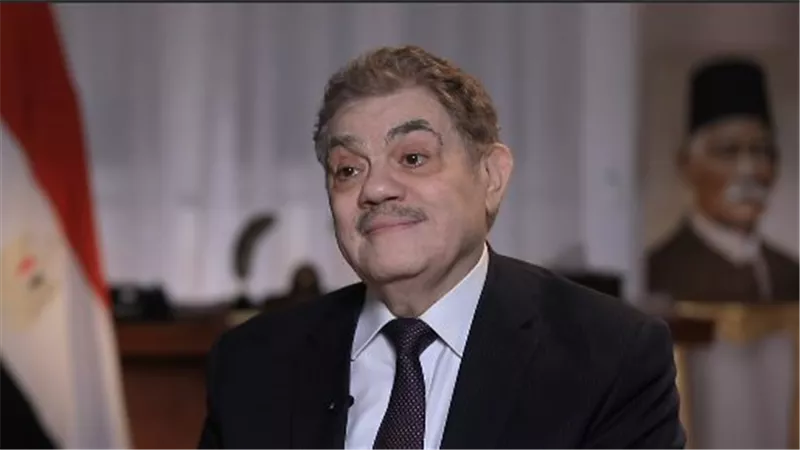 رئيس الوفد يحل جميع اللجان الإقليمية والنوعية