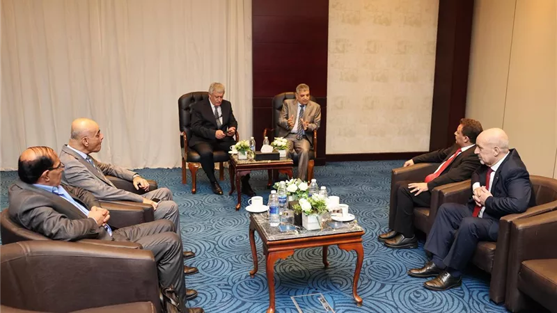 مباحثات 
