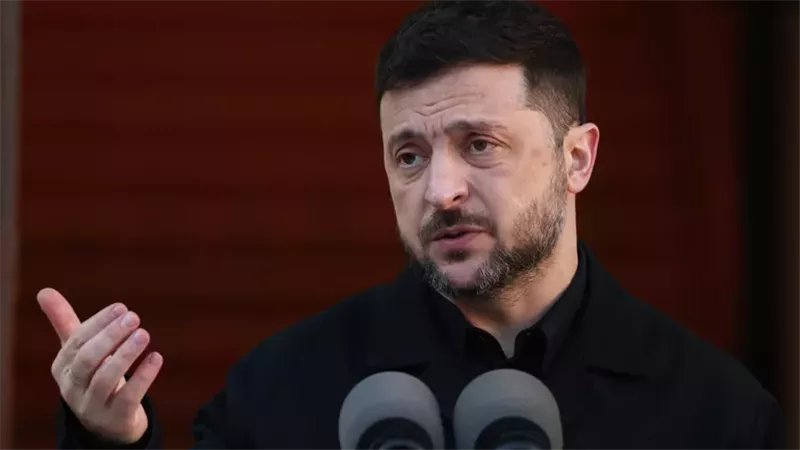 بسبب تحريض الغرب.. مجلس الدوما الروسي يشبه أوكرانيا بـ«جزيرة إبستين»