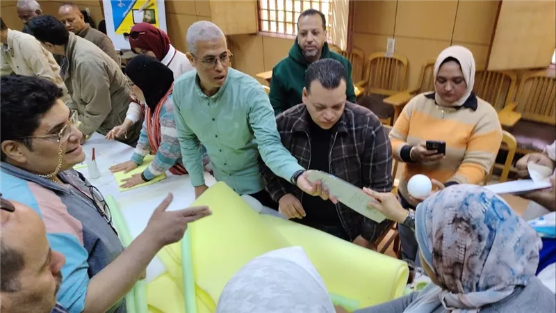 «الثقافة» تنظم ورش عرائس المسرح  لتصميم الملابس والإكسسوارات 