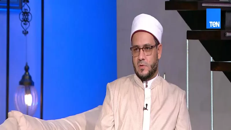 أزهري: الصيام وسيلة للتقوى وضبط الشهوات لا مجرد امتناع عن الطعام|فيديو