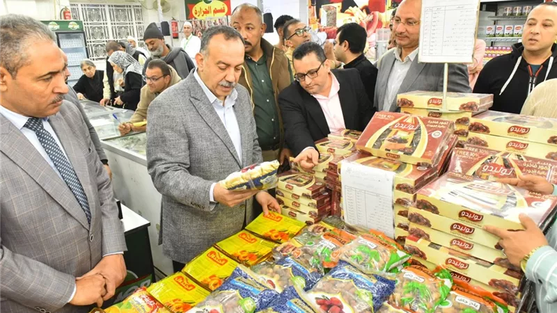 محافظ أسيوط يفتتح معرضي «أهلاً رمضان» بشرق وغرب المدينة
