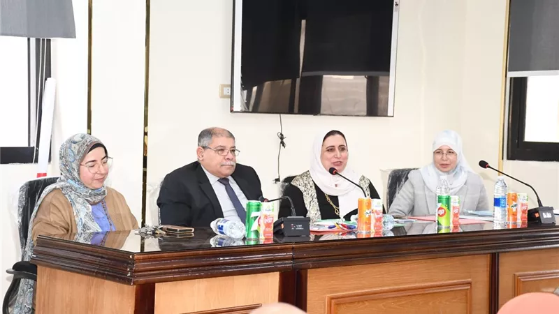 جامعة قناة السويس تطلق الأسبوع البيئي الثاني بكلية التربية 
