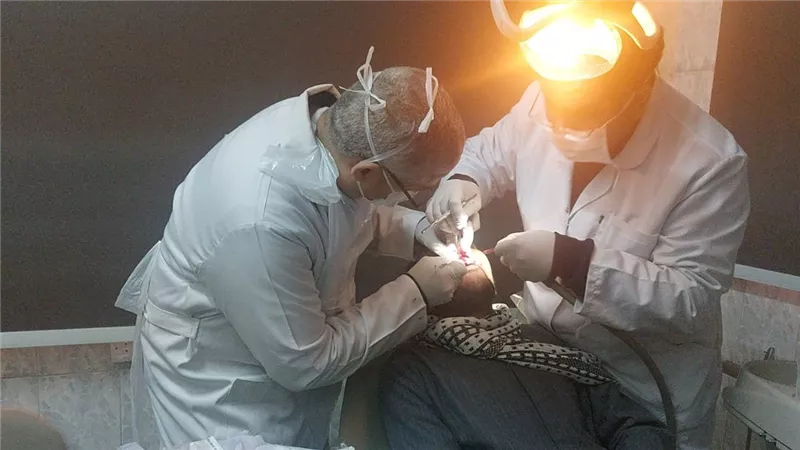 جراحة دقيقة تنقذ مريضا وتدريبات متخصصة لرفع كفاءة أطباء الأسنان بسوهاج