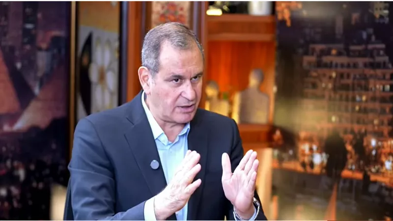 مدحت الشريف: الإنتاج والزراعة والسياحة مفاتيح إنقاذ الاقتصاد|فيديو