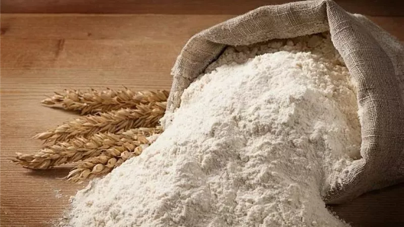 الأمن يضبط 18 طن دقيق مدعم قبل بيعها بالسوق السوداء .. وقرار بالتحفظ  