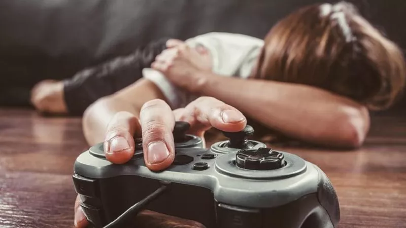 الألعاب الالكترونية ناقوس خطر.. يهدد المراهقين بمخاطر نفسية وسلوكية|فيديو