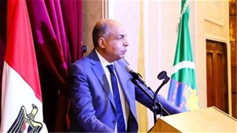 محافظ المنيا يناقش عدة ملفات مع أعضاء النواب والشيوخ
