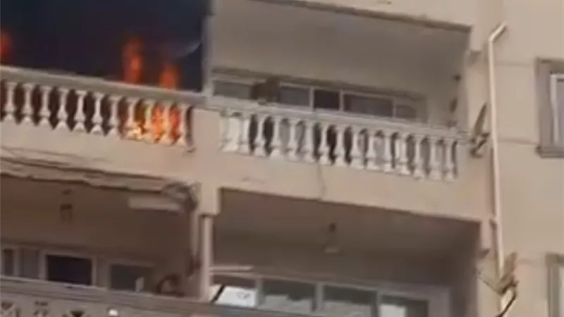  حريق داخل عمارة سكنية بمنطقة سبورتنج بالإسكندرية 