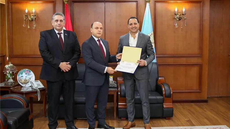 رئيس جامعة كفر الشيخ: أساتذة قسم القلب والأوعية بكلية الطب قيمة علمية