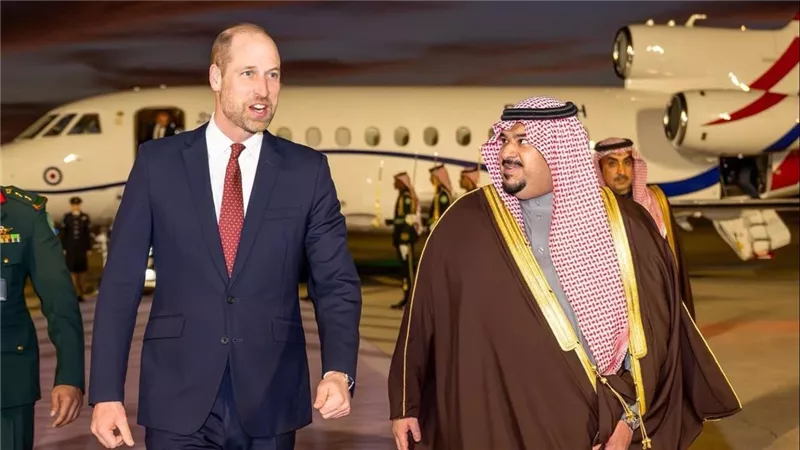 ولي عهد المملكة المتحدة يزور الرياض في استقبال رسمي رفيع المستوى| فيديو