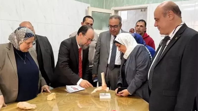 افتتاح معمل الجراحات الميكروسكوبية جامعه الزقازيق| تفاصيل
