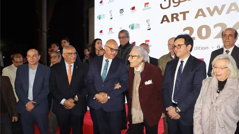 محافظ القليوبية يشارك في حفل جوائز مؤسسة فاروق حسني