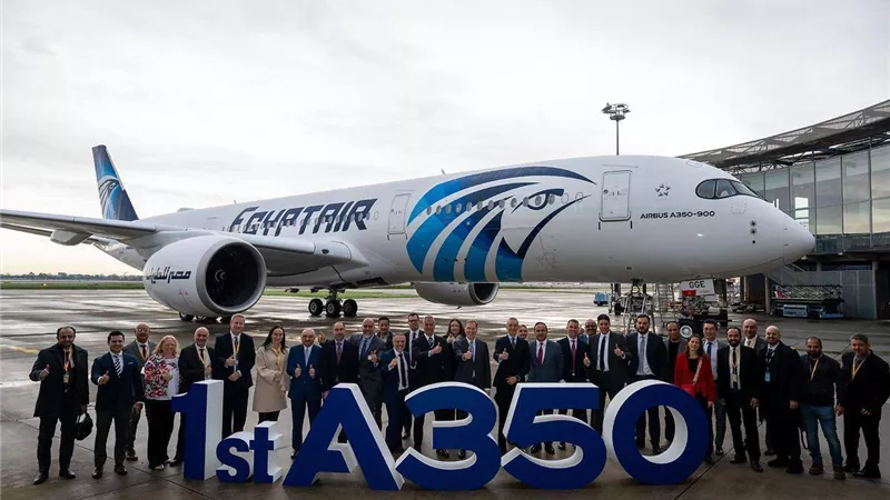 إقلاع أولى رحلات إيرباص A350 المنضمة لأسطول مصر للطيران| صور