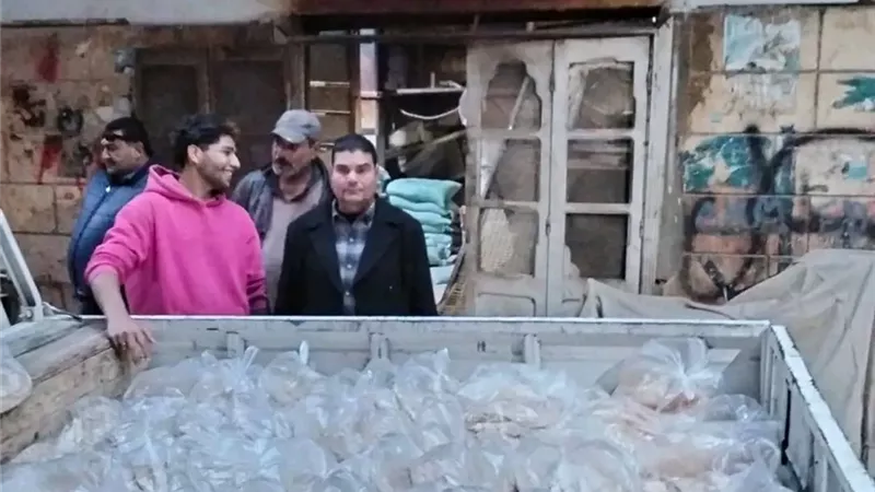محافظ الدقهلية يوجه بتوزيع حصص الخبز الخاصة بالمخبز المغلق لتخفيف العبء