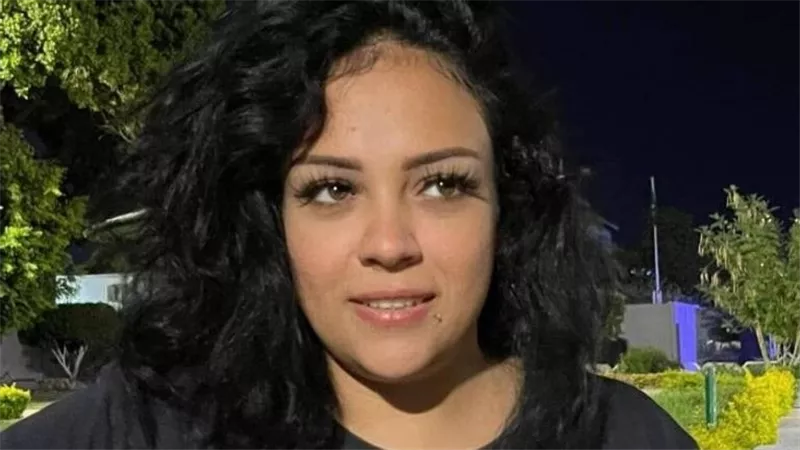 «معرفهاش ومجتش جنبها».. أقوال الشاب صاحب واقعة «فتاة الأتوبيس» بالمقطم