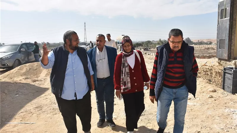رئيس «مياه الأقصر» يتفقد محطة معالجة الصرف الصحي بالدبابية