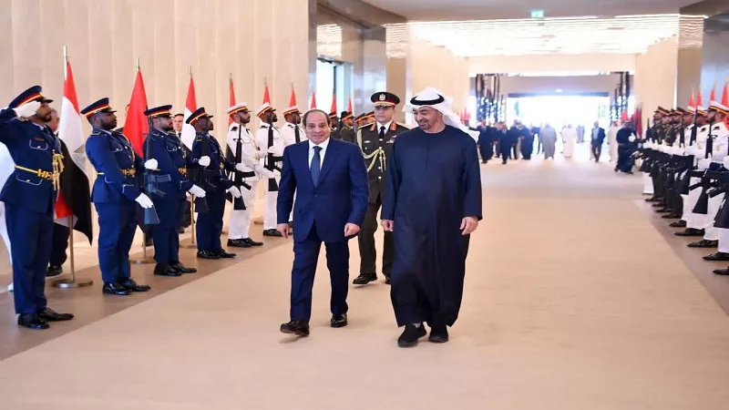 أستاذ علوم سياسية: زيارة الرئيس السيسي إلى أبو ظبي تعرف بـ دبلوماسية القمة