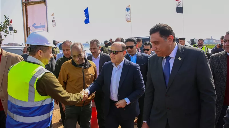 محافظ كفرالشيخ يتفقد مصنع تدوير المخلفات الصلبة البلدية بعاصمة المحافظة