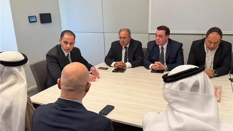 نائب وزير الصحة يبحث التعاون مع 