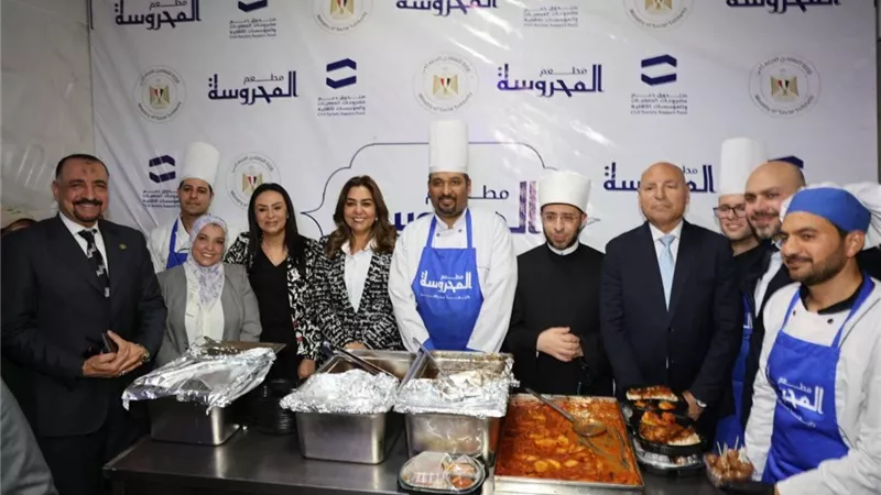 الأزهري خلال تفقد المحروسة: مؤسسات الدولة تعمل بروح الفريق الواحد 