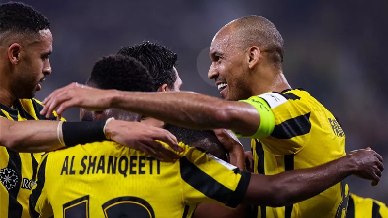 الاتحاد السعودي يكتسح الغرافة القطري 7-0.. والنصيري يفتتح أهدافه مع العميد