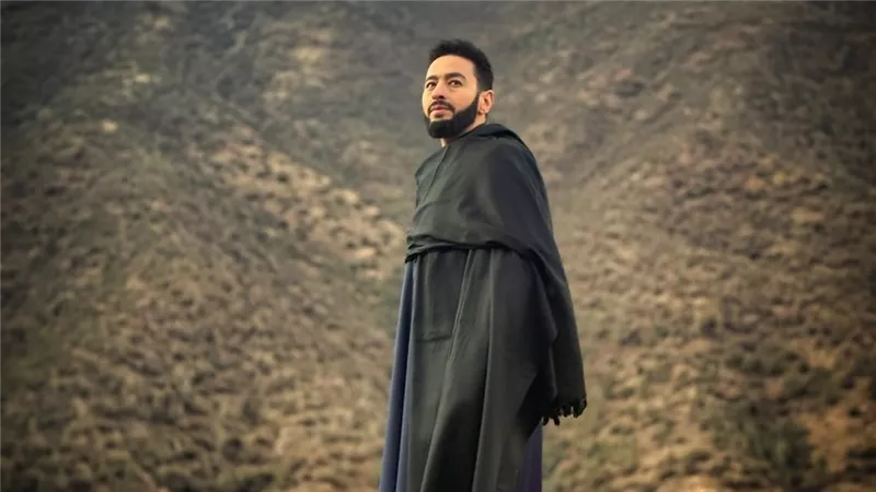 هل يقدم حمادة هلال جزءا سابعا من مسلسل المداح؟|خاص