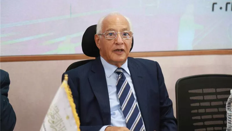 علي الدين هلال: استراتيجية واشنطن لا تسعى لتصعيد الخلافات مع الصين وروسيا