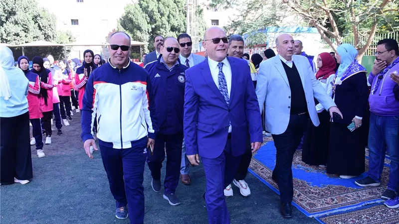 رئيس جامعة سوهاج يشهد ختام المعسكر الدراسي التدريبي لإعداد قادة الكشافة 