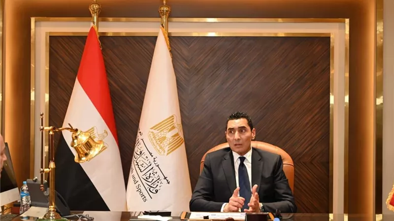 اتحاد الكرة ينهئ جوهر نبيل بتوليه منصب وزير الشباب والرياضة