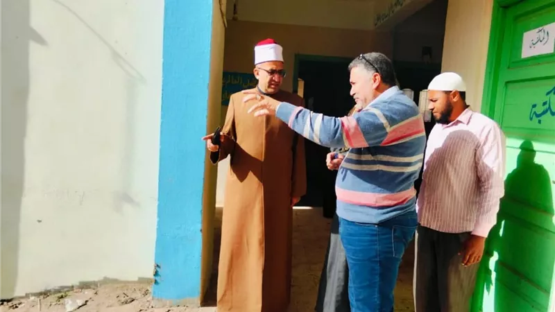 منطقة كفر الشيخ الأزهرية تتابع سير العمل الدراسي بمعاهد إدارتي دسوق وقلين 