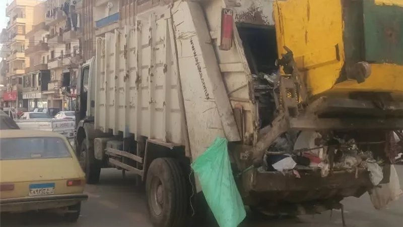 استمرار العمل بحملات النظافة اليومية ورفع المخلفات بمدينة كفر الشيخ 