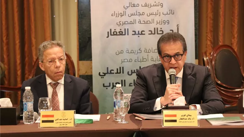 نقابة الأطباء تتقدم ببلاغ للنائب العام وتخاطب «الأعلى للإعلام» ضد منتحلة صفة طبيب