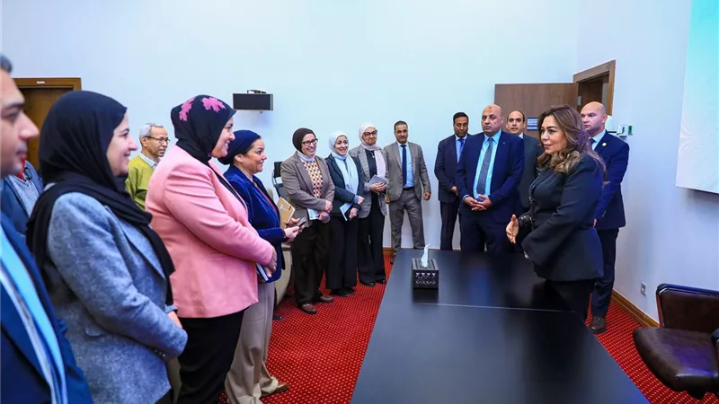 منال عوض: الأولوية للمشروعات القومية ودعم التنمية المحلية بالمحافظات