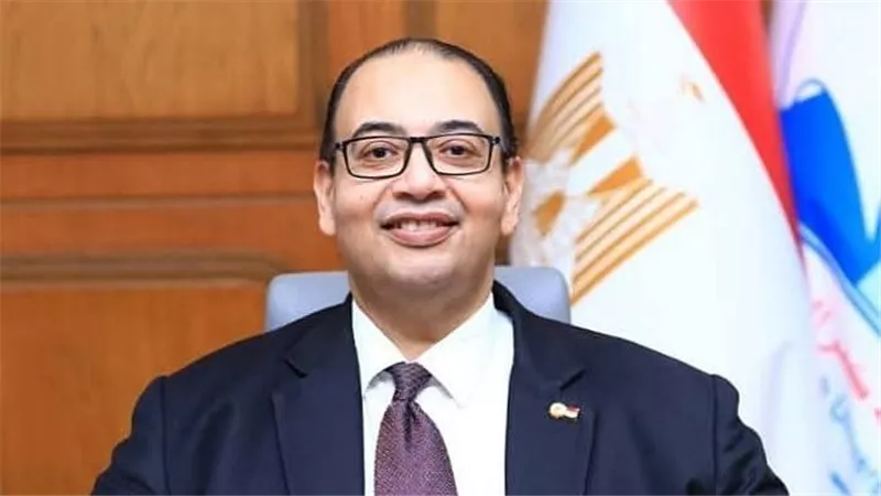 رئيس جامعة كفر الشيخ يوجه الشكر لوزير التعليم العالي السابق 