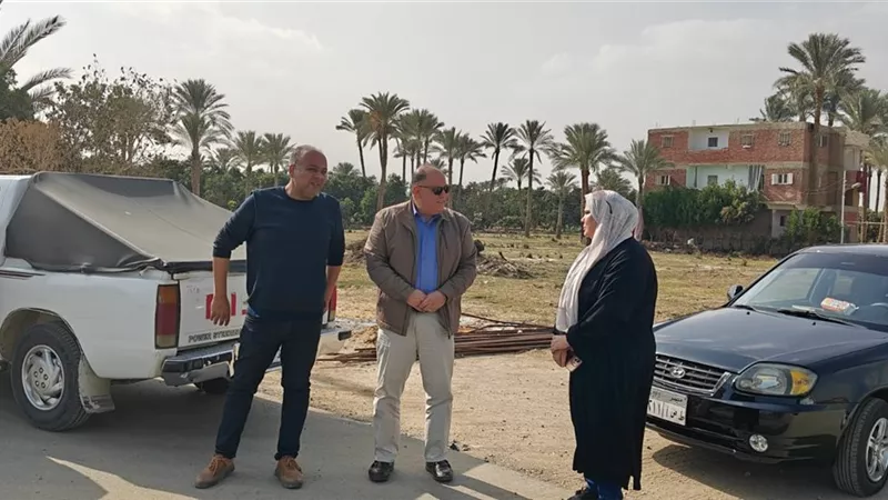 السكرتير المساعد للإسماعيلية يجري جولات ميدانية مفاجئة استعدادا لشهر رمضان