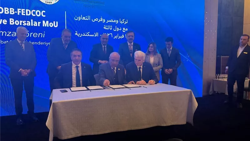الغرفة التجارية بالقليوبية توقّع مذكرة تفاهم مع غرفة دينزلي التركية