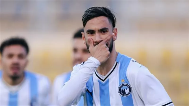 ناصر ماهر يحسم الشوط الأول لـ بيراميدز أمام إنبي بالدوري المصري