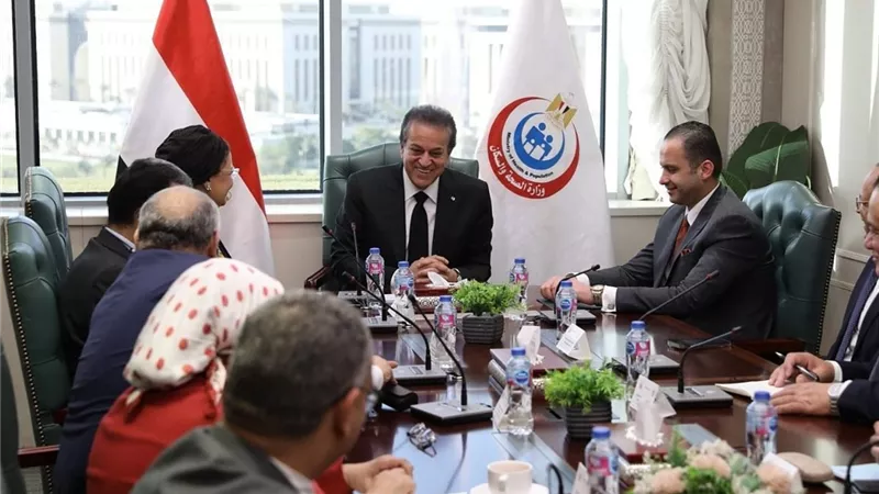 بعد تجديد الثقة.. عبد الغفار يرسم خارطة طريق الصحة مع قيادات الوزارة