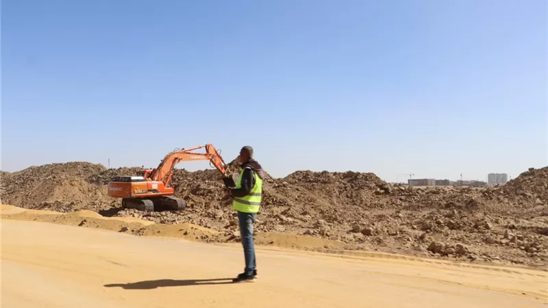 رئيس جهاز 6 أكتوبر يتابع مشروعات «بيت الوطن» و«جنة» 
