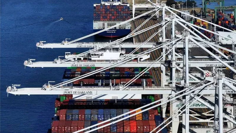 الرسوم الجمركية الأمريكية تقفز 304% منذ بداية السنة المالية