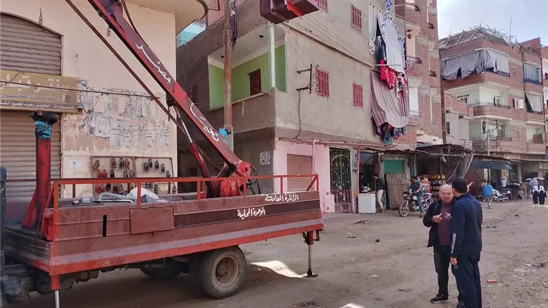 استمرار العمل بحملات صيانة الإنارة ضمن مبادرة «كفر الشيخ بتنور»