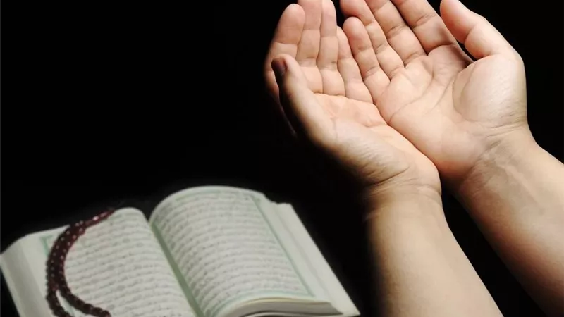 دعاء الصباح للرزق والبركة.. «اللهم إني أسألك الطيبات وفعل الخيرات»