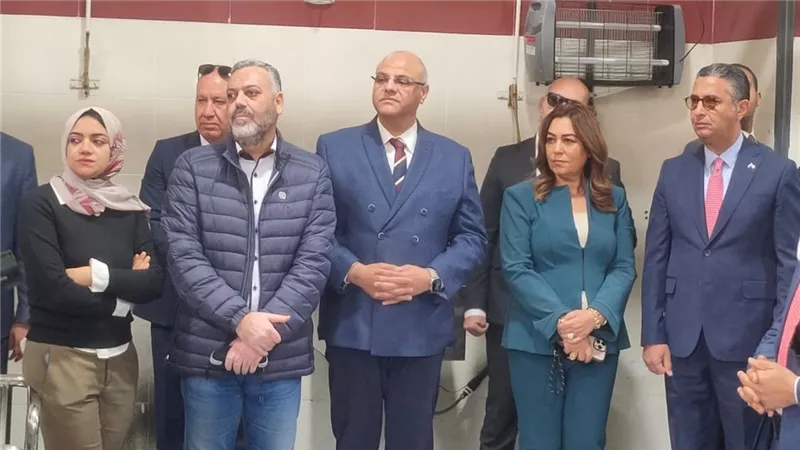 وزيرا التنمية المحلية والتموين يفتتحان مجزر كفر شكر الآلي بالقليوبية
